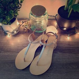 💚 Calvin Klein Sandals